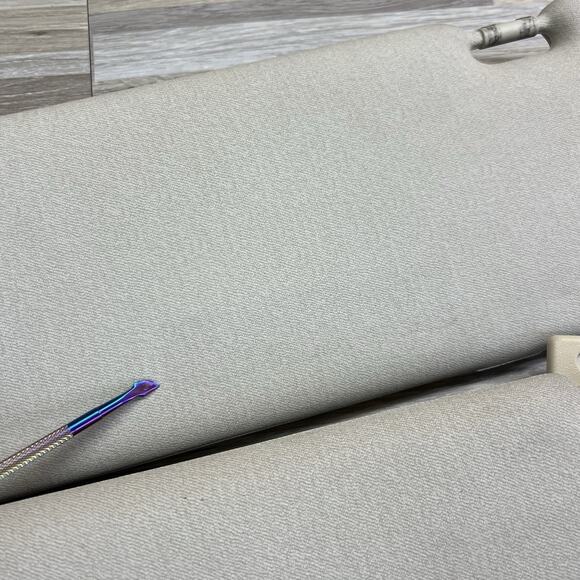 94-00 Mercedes C Class OEM Sunvisors Set Sun Visor Left Right W/Mirror - JL477 - Picture 8 of 8